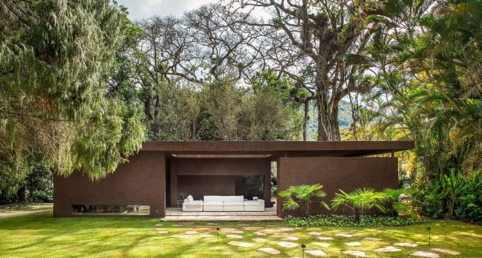 Mata House: A Fusion of Nature and Innovation in Sustainable Design